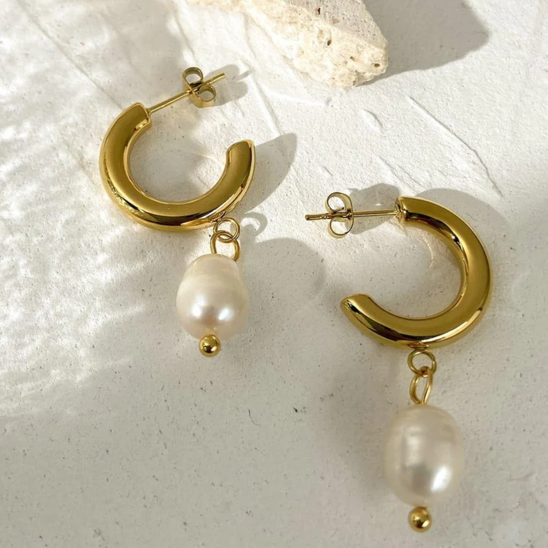 Ella Freshwater Pearl Open C- Hoop Earrings 18k Gold